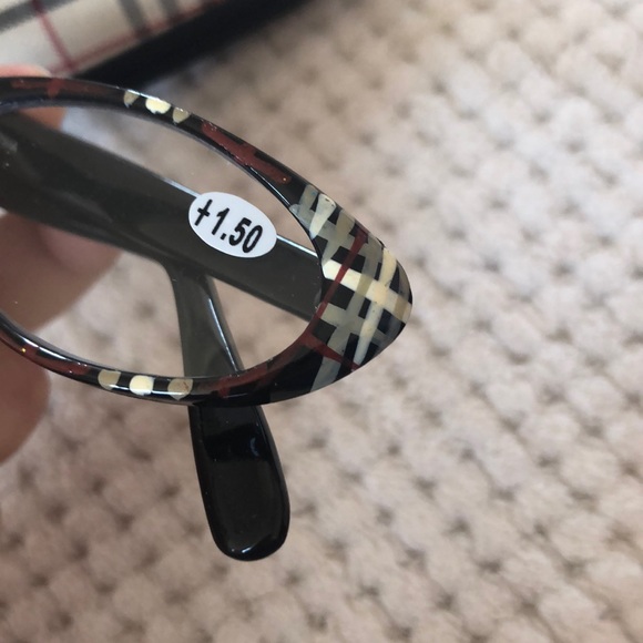 💋2/46$💋+1.50 reading glasses - Picture 3 of 4